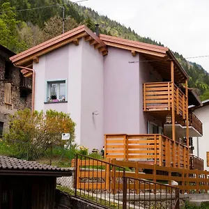 Bed & Breakfast Il Bosco Dei 100 Acri, Roncobello